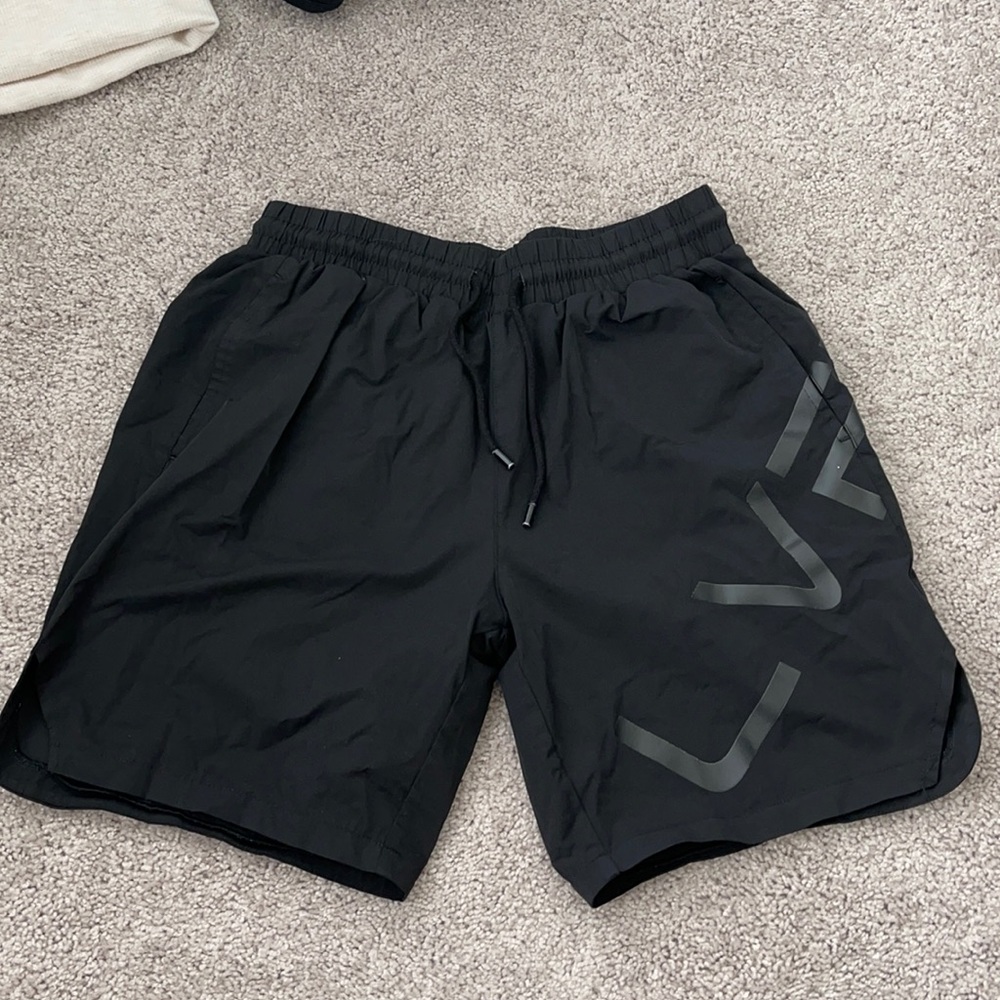 LVFT Active Shorts